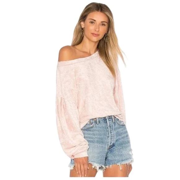 Free People We The Free Milan pink Small Crushed Velvet Slouchy Long Sleeve Top - Picture 1 of 5